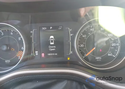 2015 Jeep Cherokee Sport из США, поврежденный, VIN 1C4PJLAB7FW637356